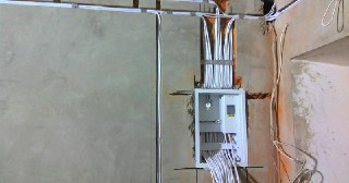 Электропроводка в доме + монтаж Ялуторовск цена от 155 руб. м.п.