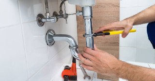 Сантехнические работы Ялуторовск цена 464 руб. Услуги сантехника